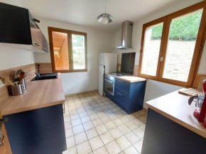 Maison spacieuse à Cauterets : 4 chambres, garage, sans animaux - FR-1-812-102